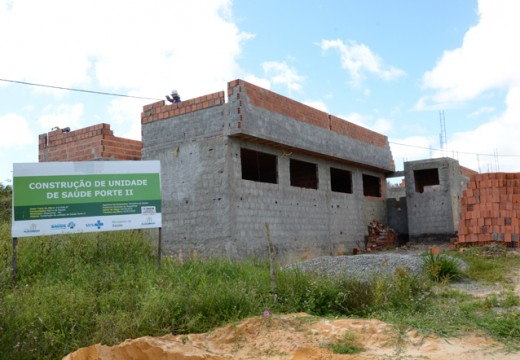 Unidade de Saúde e UPA 24h passam por inspeção de secretários
