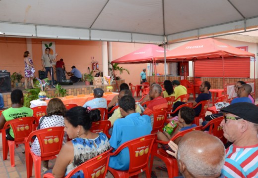 Casa do Poeta comemora 19 anos com poesia, música e exposição