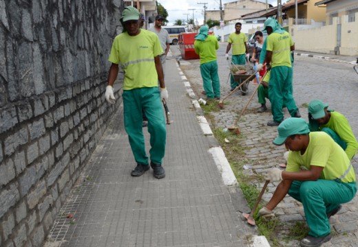 Prefeitura mantém Mutirão de Limpeza em diversas localidades