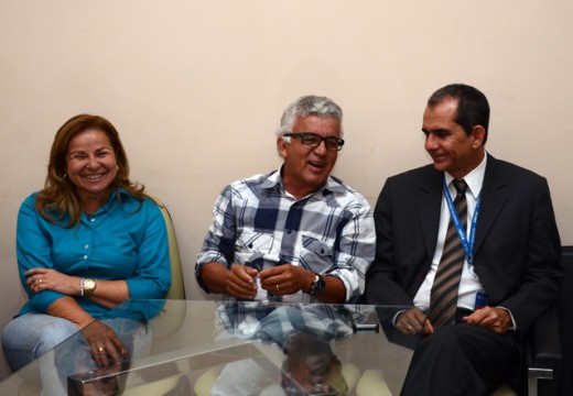 Prefeito recebe novo superintendente regional da Caixa