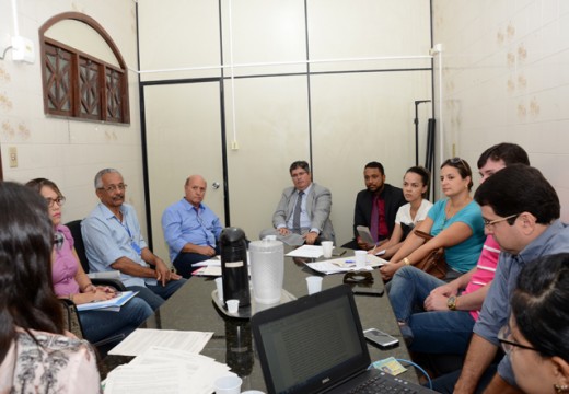 Prefeitura e MP discutem intensificação do combate ao mosquito aedes aegypti