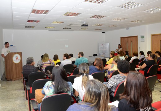 Profissionais participam de formação em Educação Ambiental