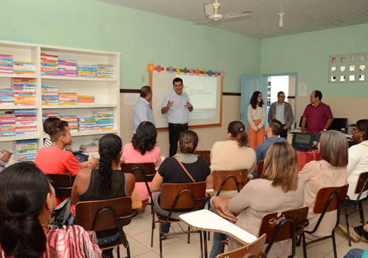 IF Baiano realiza aula inaugural na Escola Marco Maciel