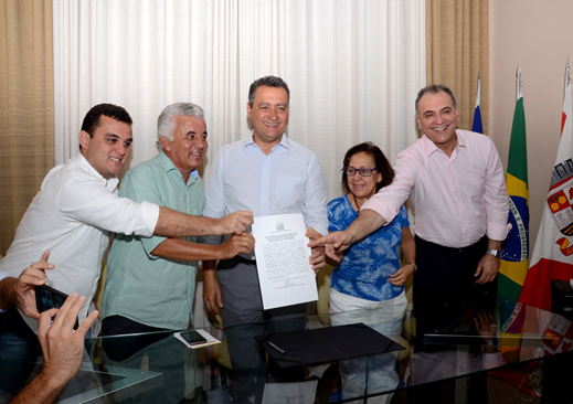 Prefeito Paulo Cezar e governador Rui Costa anunciam obras para Alagoinhas