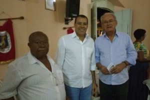 Ex-vereador José Eduardo da Silva - prefeito Joaquim Neto - Monsenhor Ademar Dantas na Festa do Sagrado Coração de Jesus em Pedrão - Divulgação WEB