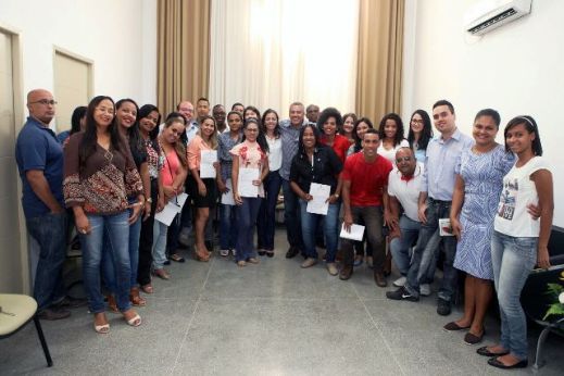 Prefeito dá posse a novos servidores da SEMAS