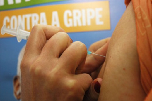 Campanha de vacinação contra a gripe terá início na próxima segunda