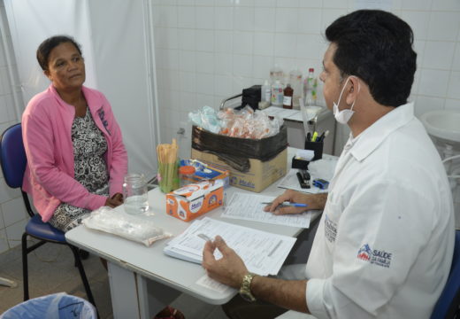 Mutirão de preventivo da Prefeitura de Alagoinhas atende mulheres em Portões