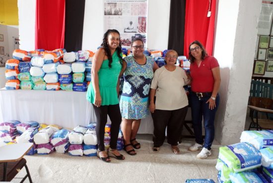 Abrigos de idosos agradecem à SECET pela doação de fraldas geriátricas