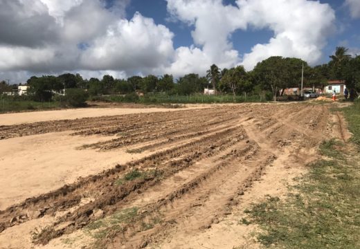 Prefeitura realiza recuperação do campo de futebol do Alto Coração de Jesus