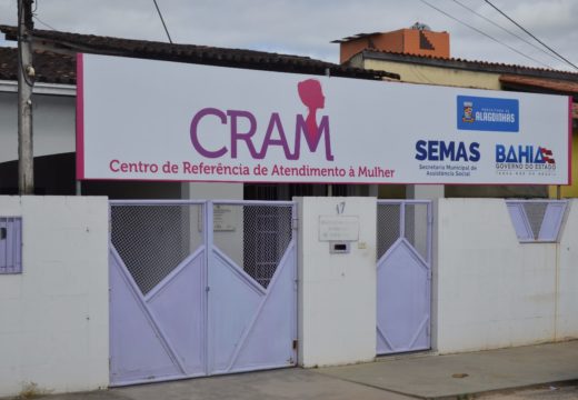 Prefeitura apresenta rede de proteção à mulher em festa de comemoração de aniversário do CRAM