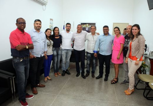 Prefeitura dá posse a novos servidores da SESAU E SEMAS