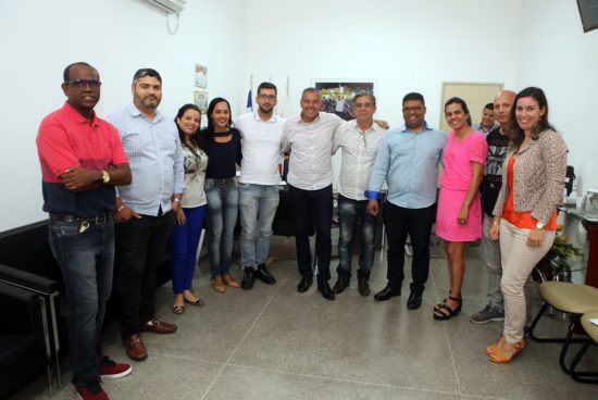 Prefeitura dá posse a novos servidores da SESAU E SEMAS