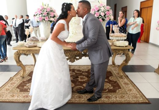 Em clima de romance, Prefeitura de Alagoinhas realiza Casamento Social