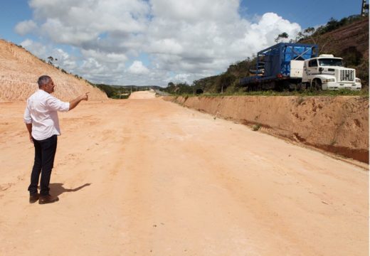 Prefeito visita obra de duplicação da BR-101 nesta terça-feira (17)