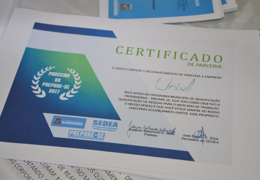 Prefeitura realiza entrega de certificados dos cursos profissionalizantes do PREPARE-SE