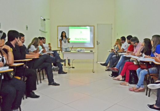 Prefeitura discute a criação de um Manual de Celebração de Parcerias em Alagoinhas