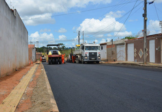 Moradores celebram as intervenções feitas pela Prefeitura em Alagoinhas IV