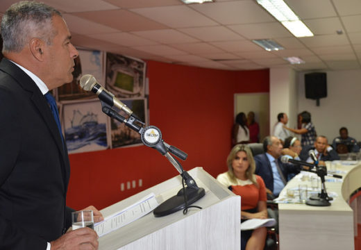 Prefeito apresenta metas de governo durante discurso de abertura dos trabalhos da Câmara de Vereadores