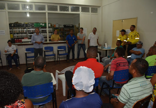 Prefeitura promove reunião com comerciantes para dar início à reforma da Praça Rui Barbosa