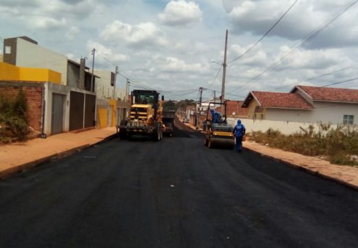 Prefeito visita obras em Alagoinhas Velha e no bairro Rua do Catu