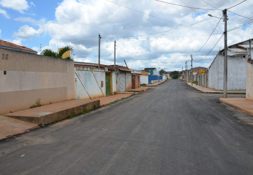 RENOVAÇÃO: Conjunto Morada do Sol ganha pavimentação e moradores aprovam melhorias