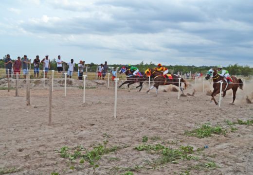 Incentivo a novas modalidades esportivas: Prefeitura de Alagoinhas inaugura pista de corrida de cavalos no Parque de Exposições