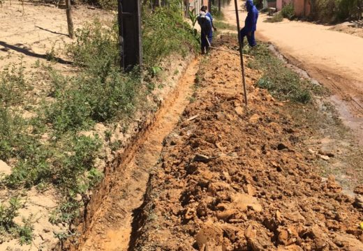 Prefeitura de Alagoinhas realiza intervenção para pavimentação da Rua São Crispim