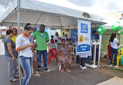 Ouvidoria nos Bairros atende a mais de 700 pessoas na primeira ação de 2018