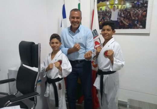 Com apoio da Prefeitura, atletas de Alagoinhas são os únicos representantes da Bahia no Campeonato Mundial de Karatê, que será realizado na Escócia
