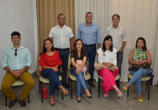 Prefeitura empossa novos servidores