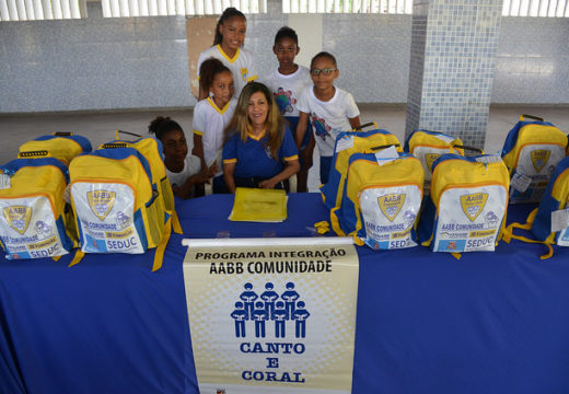 120 alunos do programa AABB Comunidade são beneficiados com kits e fardamentos