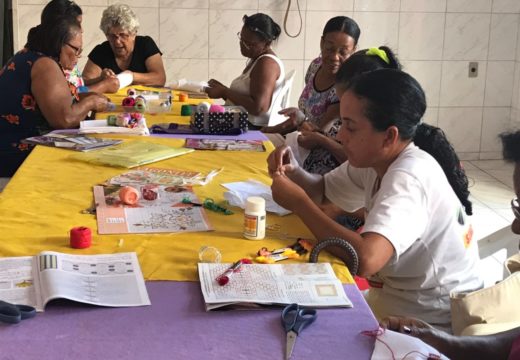 Mão de obra artesanal e o fomento a iniciativas: começou nesta terça-feira (17) o curso de bordado promovido pela Secretaria de Cultura, Esporte e Turismo