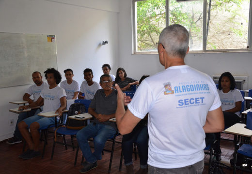 Incentivo às práticas esportivas: Prefeitura promove palestra de capacitação sobre atividade física para idosos