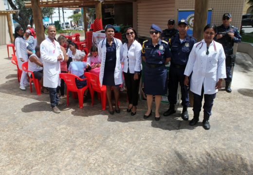 Dia Nacional da Guarda Civil é comemorado com ação social na Praça Rui Barbosa