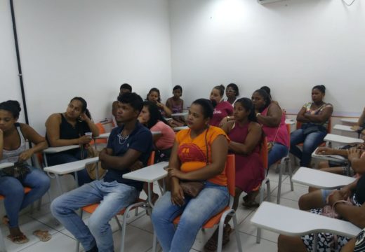 Acessuas capacita jovens e adultos para o mercado de trabalho