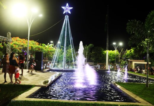 Alagoinhas vive clima de Natal com diversas novidades na decoração
