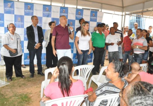 Zona Rural de Alagoinhas é beneficiada com nova ambulância e mais 60 toneladas de adubo orgânico