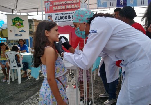 Feira de Saneamento leva diversos serviços a moradores da Praça Kennedy