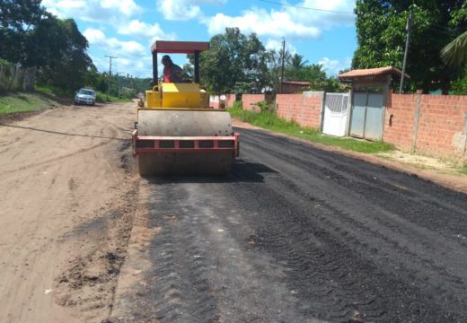 Prefeitura firma parceria com o Frigoalas para requalificação da estrada de Narandiba