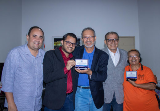 Figurando entre um dos municípios mais transparentes da Bahia, Alagoinhas recebe homenagem do ouvidor geral do estado pelo pioneirismo em projetos desenvolvidos