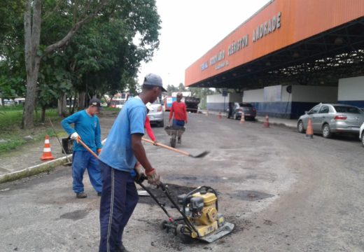 Trabalho diário: Acompanhe as ações de manutenção preventiva e recuperação de vias realizadas pela prefeitura
