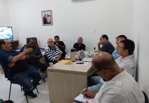 Greve de ônibus: Prefeitura media negociação entre rodoviários e empresários