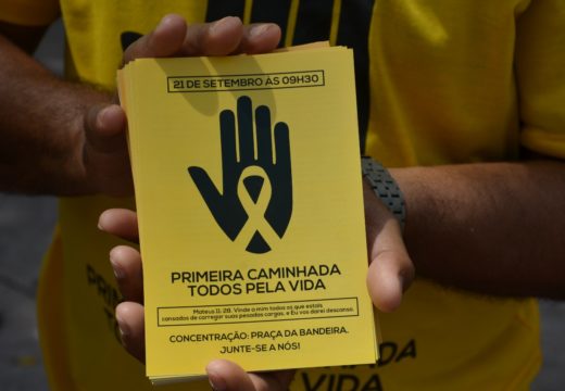 1ª Caminhada Todos pela Vida reuniu sociedade civil, profissionais liberais, representantes de entidades, membros da esfera pública e líderes religiosos em movimento no centro da cidade