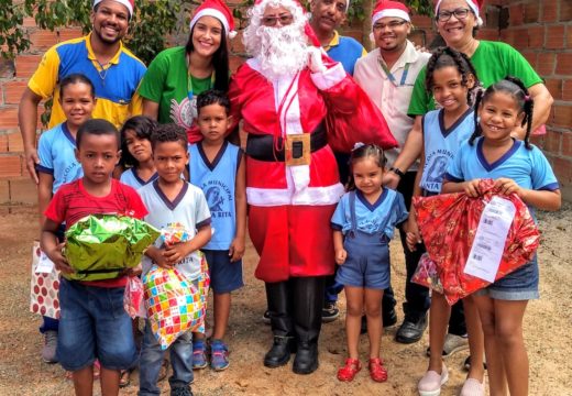 Com apoio da Prefeitura, Campanha Papai Noel dos Correios beneficia mais de 200 crianças em Alagoinhas