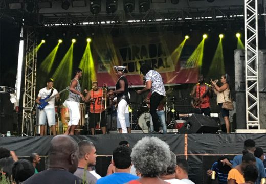 Com programação diversificada, 3ª Virada Cultural de Alagoinhas levou mais de 20 atrações para a praça pública
