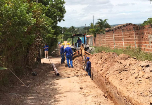 AVANÇAR CIDADES: Prefeitura realiza instalação de redes coletoras e condominiais em Serra do Ouro