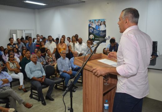 Prefeito Joaquim Neto participa de evento para reforma e ampliação do Hospital Dantas Bião