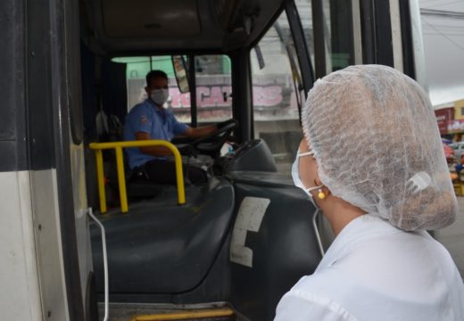 Prefeitura realiza vacinação no Terminal Urbano para motoristas do transporte coletivo