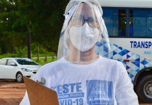 Prefeitura intensifica ações de enfrentamento ao coronavírus e inicia inquérito epidemiológico nos bairros; equipes atuaram, nesta quarta-feira (15), no Parque São Bernardo